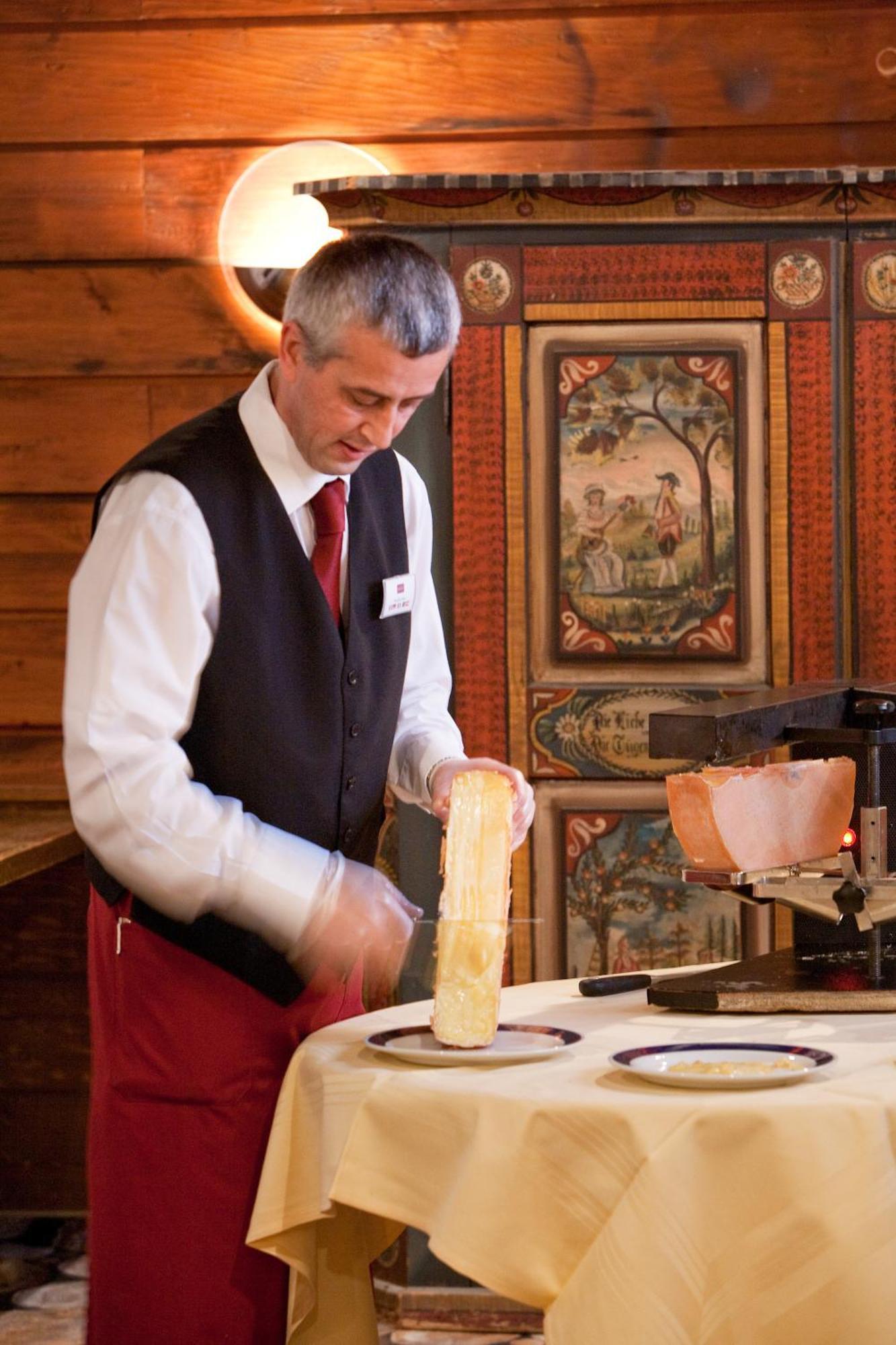 Le Bristol Leukerbad Kültér fotó